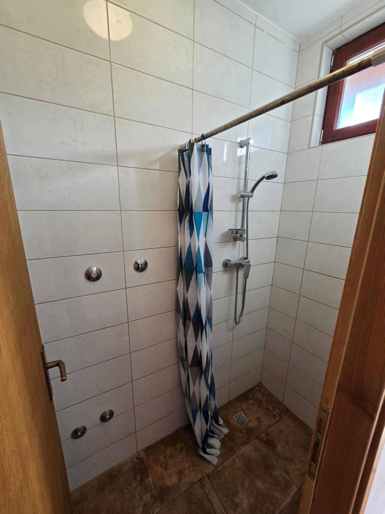 Bungalows Rizvan City Brusane Ngoại thất bức ảnh